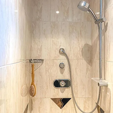 Amazing In With Sauna בית נופש