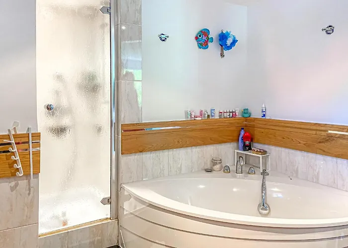 Cozy In With Wifi Дом отдыха *