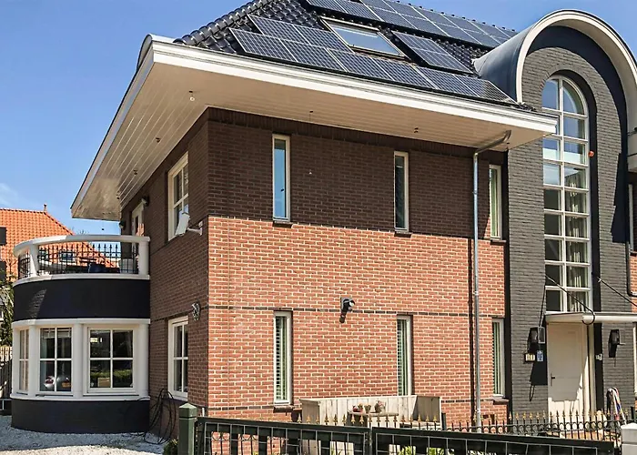 Cozy In With Wifi Haia