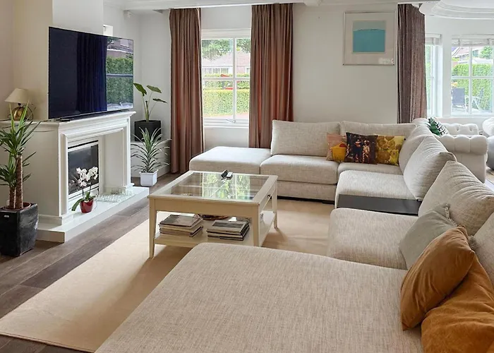 Cozy In With Wifi Haia